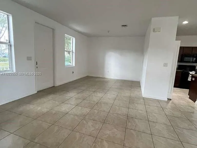 11665 SW 244th St #116 — Photo 3