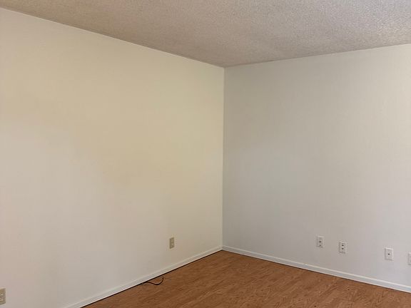 5th image of 15901 SE 1st St #15901