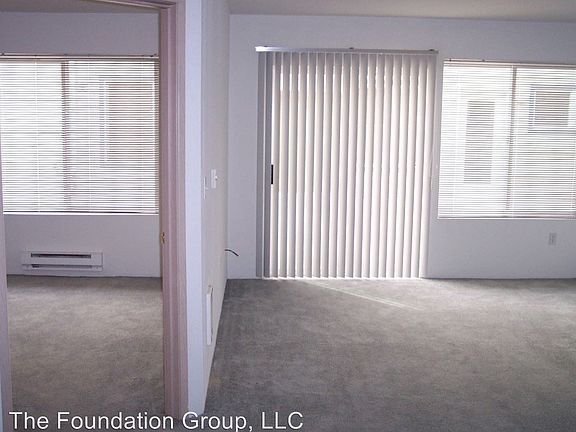 5th image of 9425 35th Ave NE APT 108