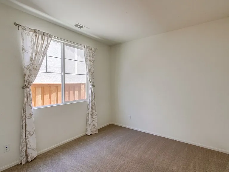 5102 Sevilla St — Photo 55