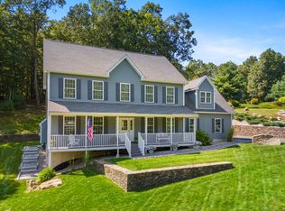 490 Three Mile Rd, Glastonbury, CT 06033