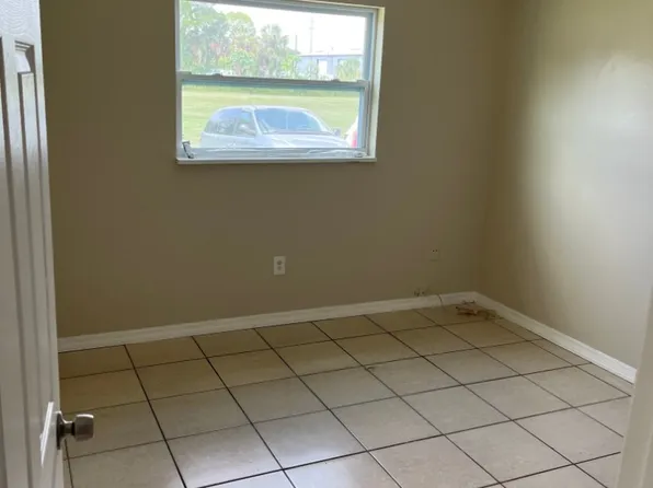 5926 Sun Glo Ave, Pt Richey, FL 34668