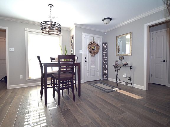 3rd image of 1504 Puritan Dr