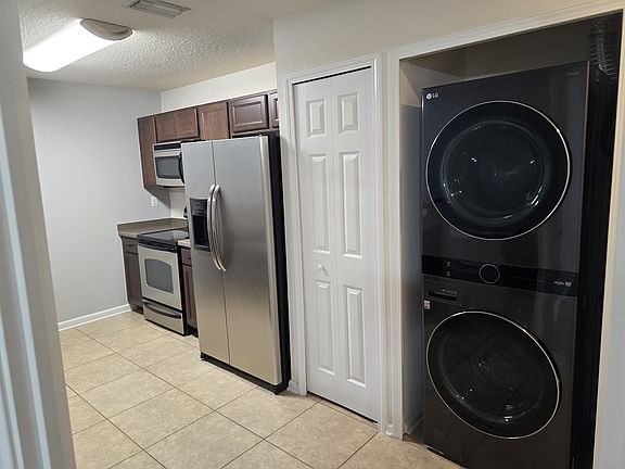 LG washer/dryer combo