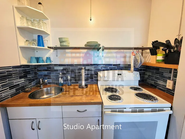 1014 Mecca Dr — Photo 3