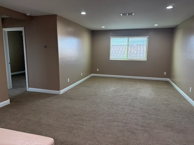 spacious upstairs loft
