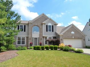 18059 Glen Cairn Way, Strongsville, OH 44149