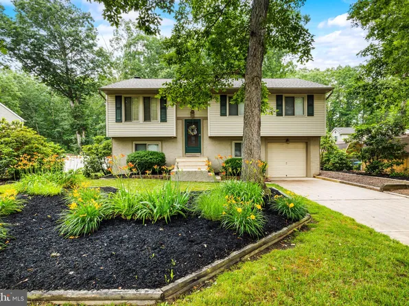 1204 Iris Ave, Williamstown, NJ 08094