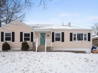 3410 Saint Martin Ln, Saint Ann, MO