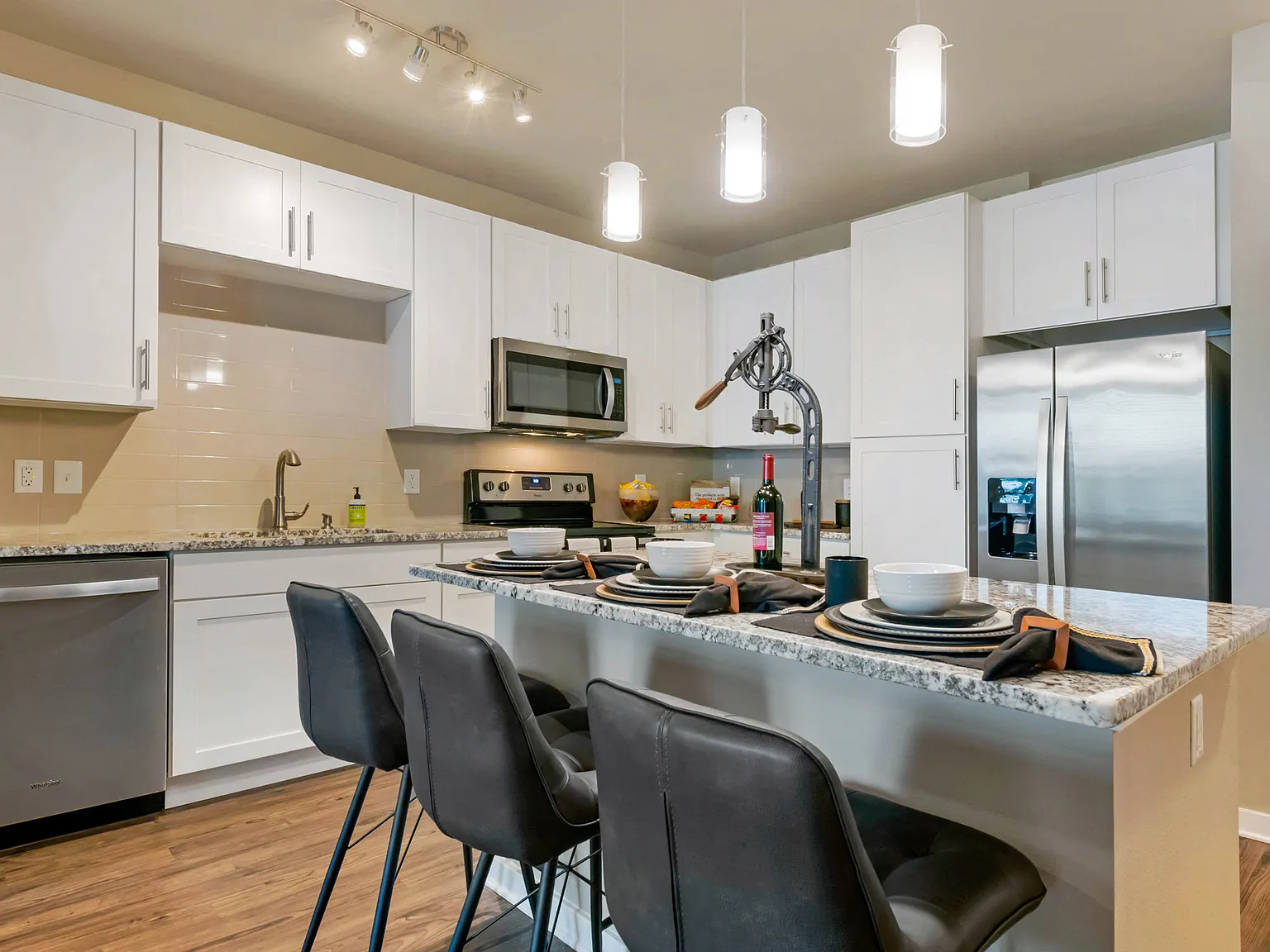 JTB Apartments — Photo 2