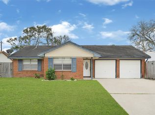 1606 Clayton Dr, Baytown, TX 77520