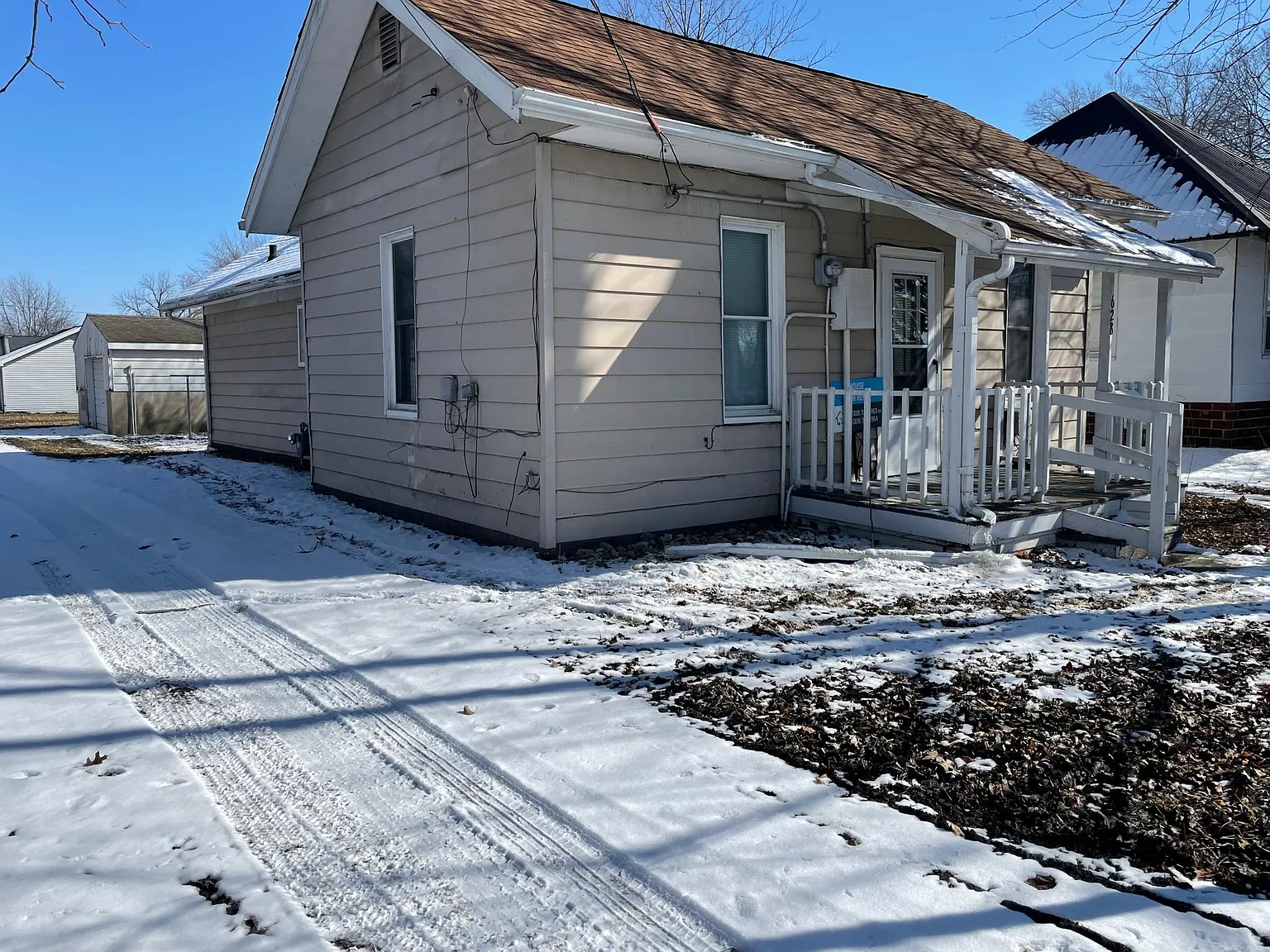 Short Ave, Marengo — Photo 2