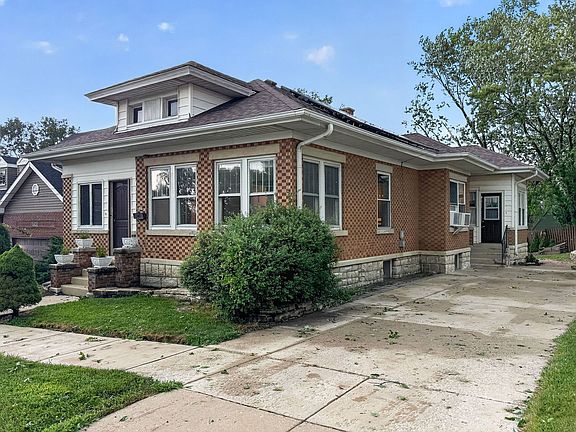 2nd image of 427 Grant St