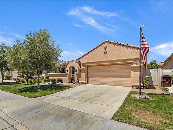 3rd image of 29379 Winding Brook Dr