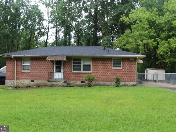 126 E Mimosa Dr, Jonesboro, GA 30236