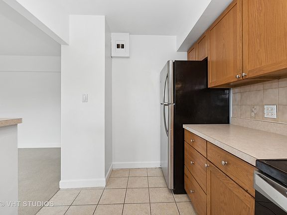4th image of 4950 N Marine Dr APT 508