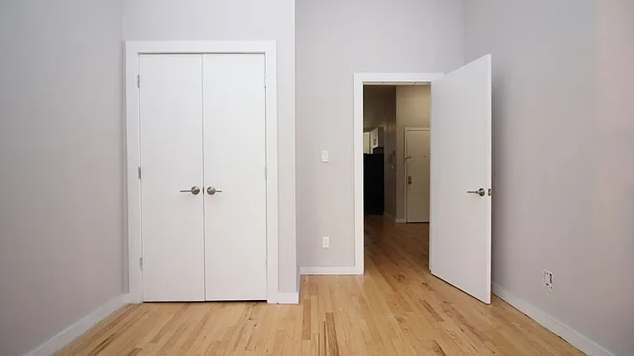 Rented by Nooklyn NYC LLC | media 4