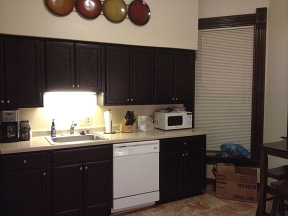 4th image of 1636 N Van Buren St APT A
