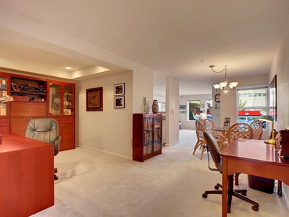 3rd image of 4343 Roosevelt Way NE APT 306