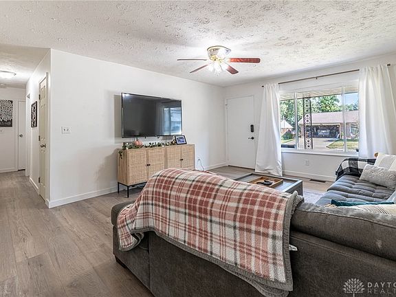5th image of 316 Pearhill Dr