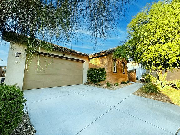 2nd image of 39995 Alba Way