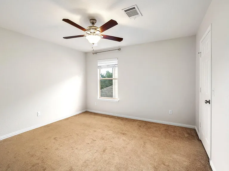 16021 Travesia Way — Photo 19