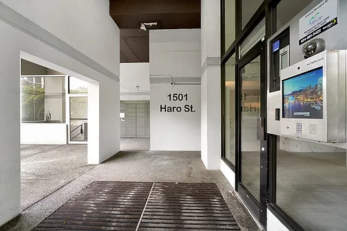 1501 Haro St Photo 1