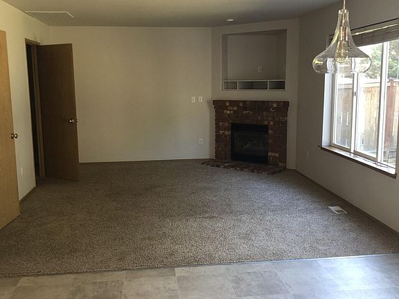 3rd image of 8511 148th Street Ct E