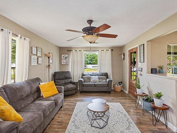 4th image of 2657 Bertrand Ave