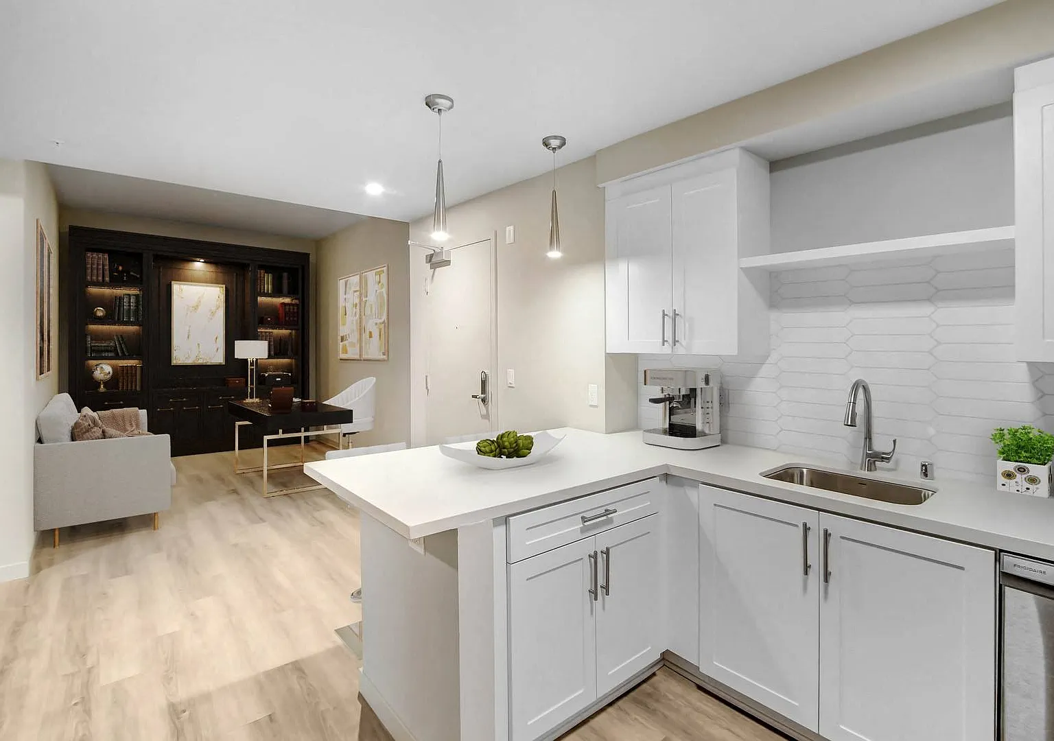Zephyr Apartments — Photo 3