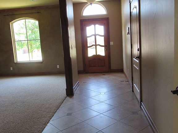 3rd image of 3612 NE Willow Way