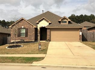 8410 Coral Cove Pass Ln, Conroe, TX 77304