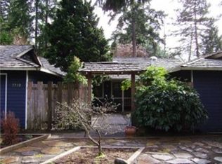 7310 W Mercer Way, Mercer Island, WA 98040