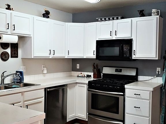 5th image of 417 Stevens Cir