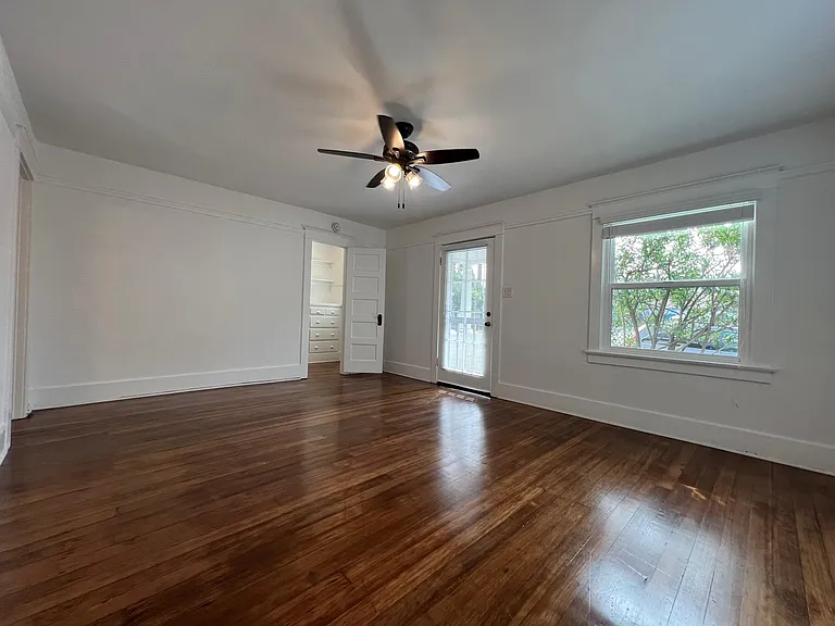 1343 Chelsea Ave — Photo 3