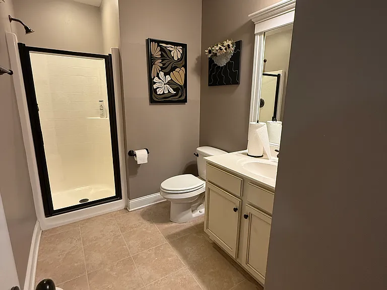 122 Ramsbrook Dr — Photo 35