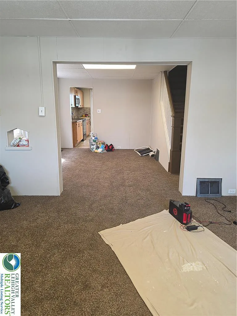 2 bed, 1298 sqft, $1,595 — Photo 3