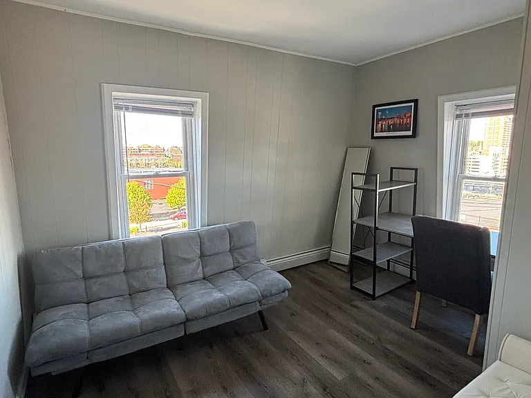20 Jones St #1 — Photo 18