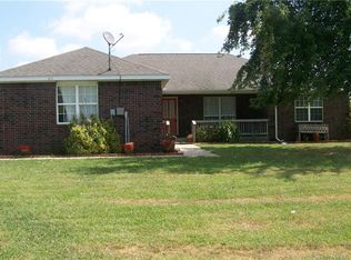 250 S Wedington Blacktop Rd, Lincoln, AR 72744