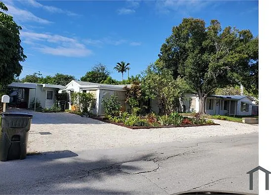 2714 Florida Blvd — Photo 14