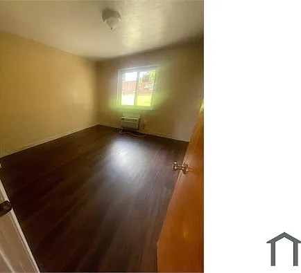 117 Cromwell Pl — Photo 3