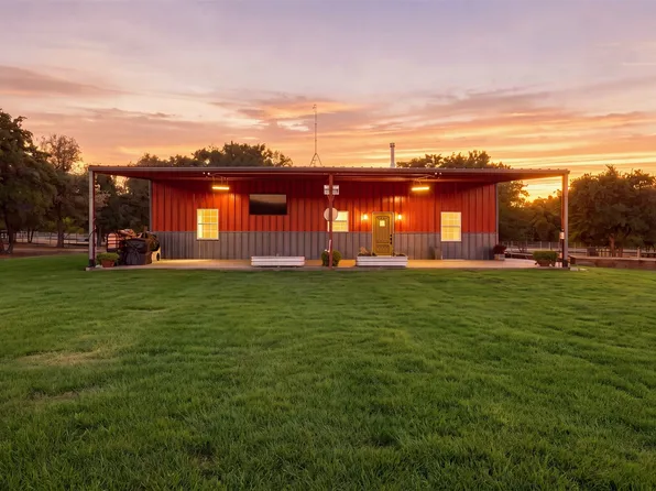 1000 Middleton Rd, Weatherford, TX 76088