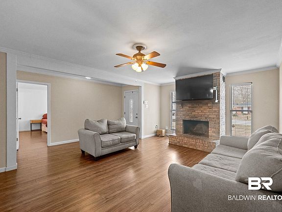4th image of 10153 British Ct