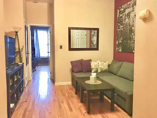 Rented by Jeffrey Mosczyc, LREB | media 17