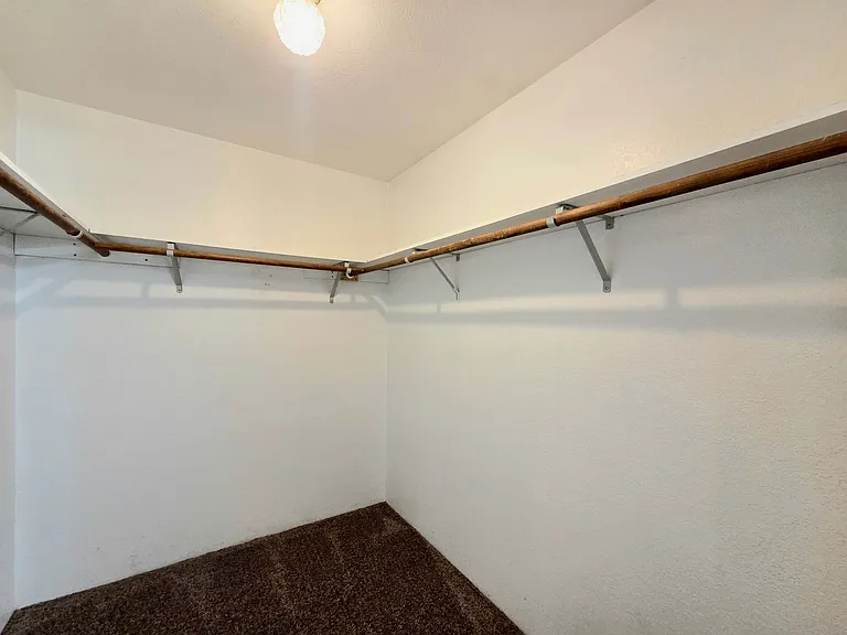 1409 Maple St — Photo 21