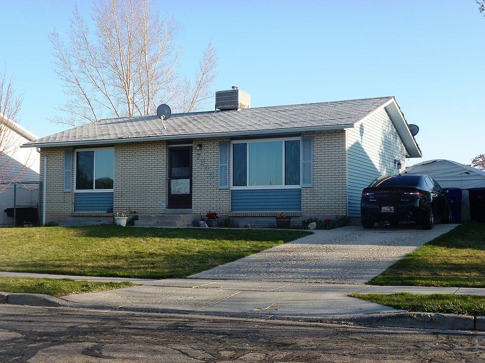1st image of 7245 W Copper Hill Dr