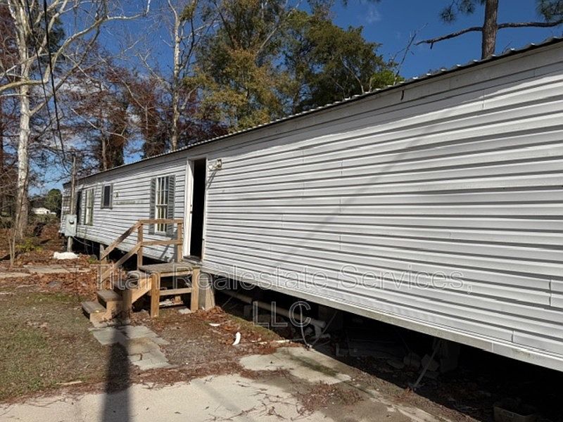 1st image of 1835 S Lake Arthur Ave #32