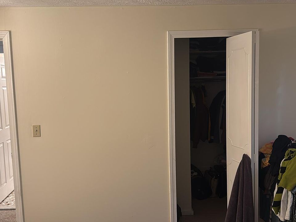 1st image of 165 Downey Dr APT B1