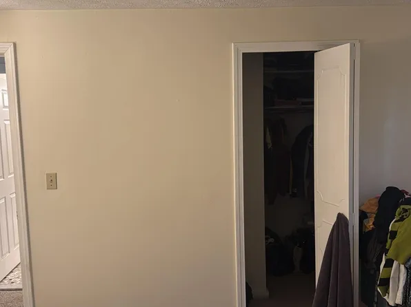 165 Downey Dr APT B1, Manchester, CT 06040