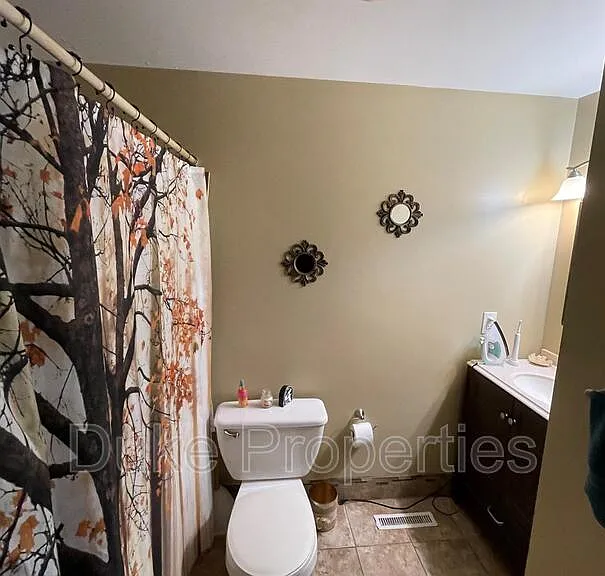 6 Bishopgate Dr #1 — Photo 12